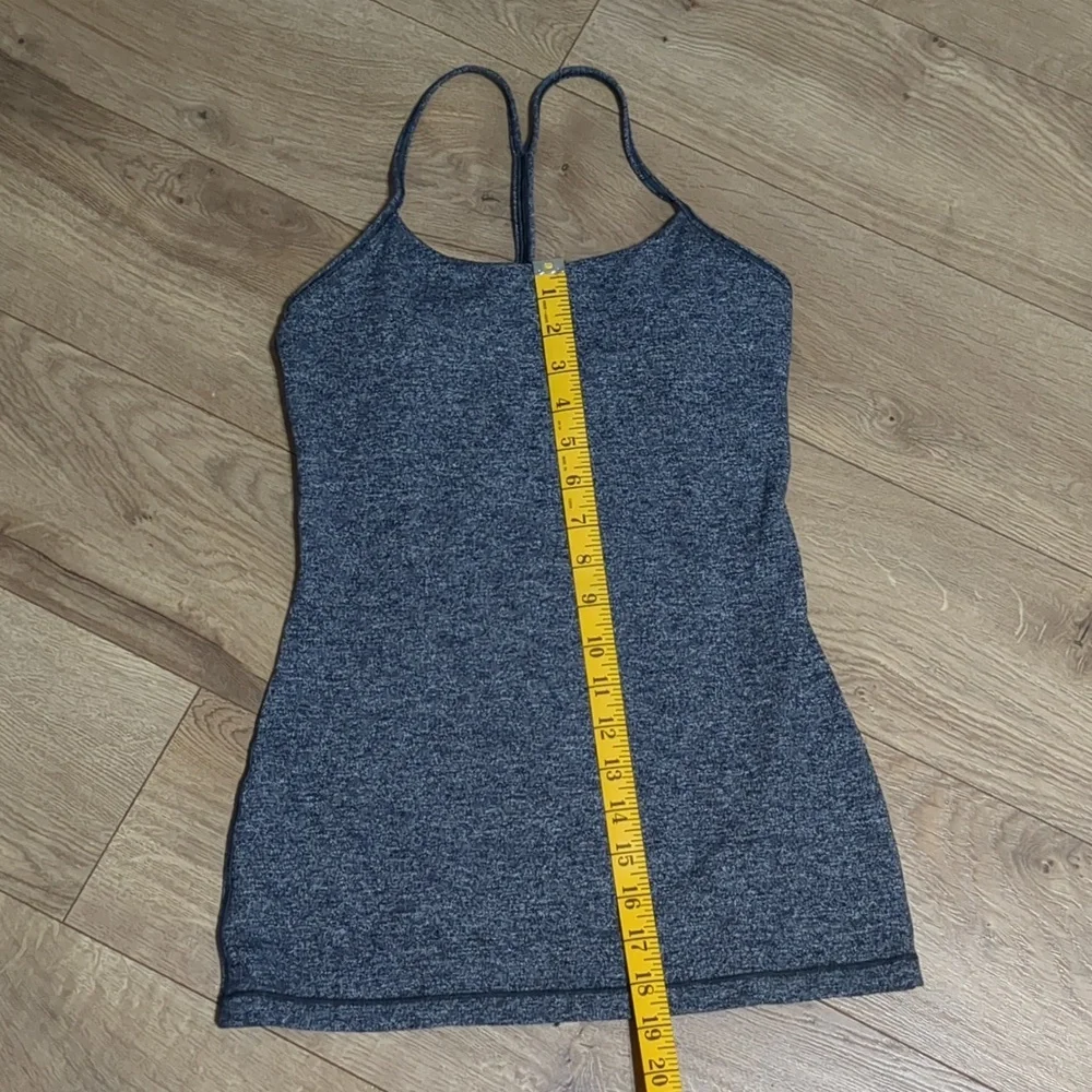 Lululemon athletic grey tank top in size 4 - Picture 9 of 9